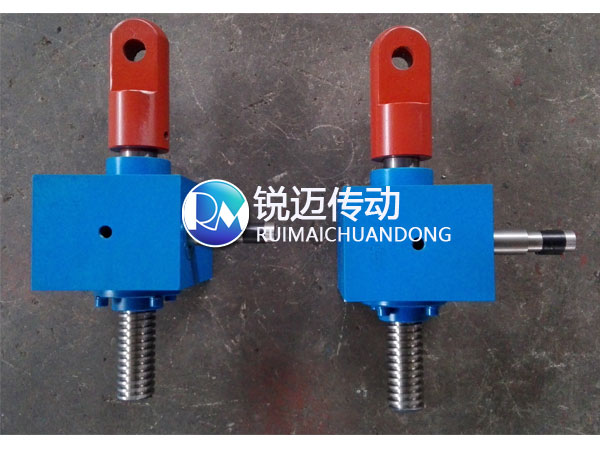 蝸輪絲桿升降機 蝸輪絲桿升降機